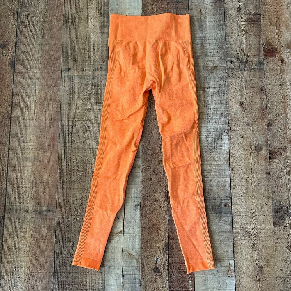 Seamless High-Waisted Orange Scrunch Sculpt Leggings Size Small